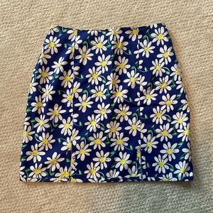 Lilly Pulitzer skirt size 10 blue with daisy